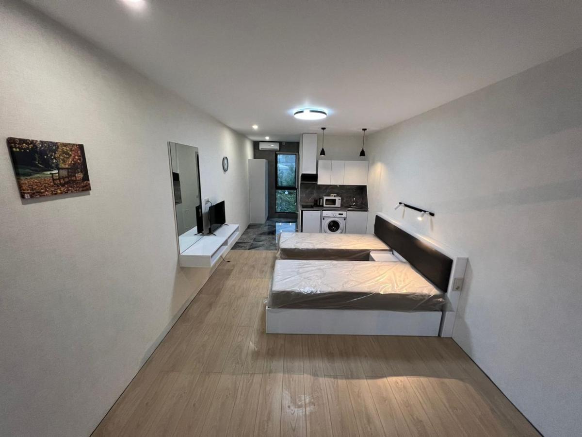 Batumi Hotel R&M المظهر الخارجي الصورة