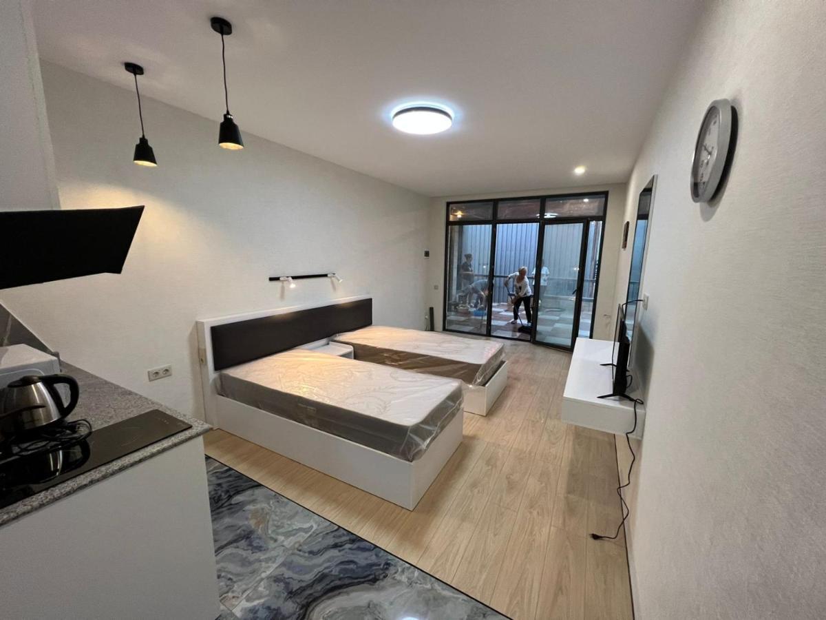 Batumi Hotel R&M المظهر الخارجي الصورة