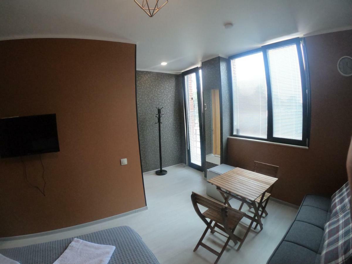 Batumi Hotel R&M المظهر الخارجي الصورة
