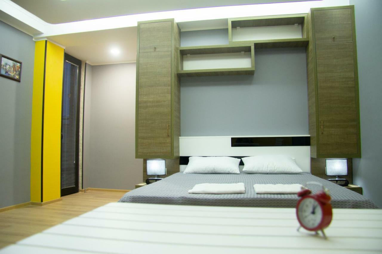 Batumi Hotel R&M المظهر الخارجي الصورة