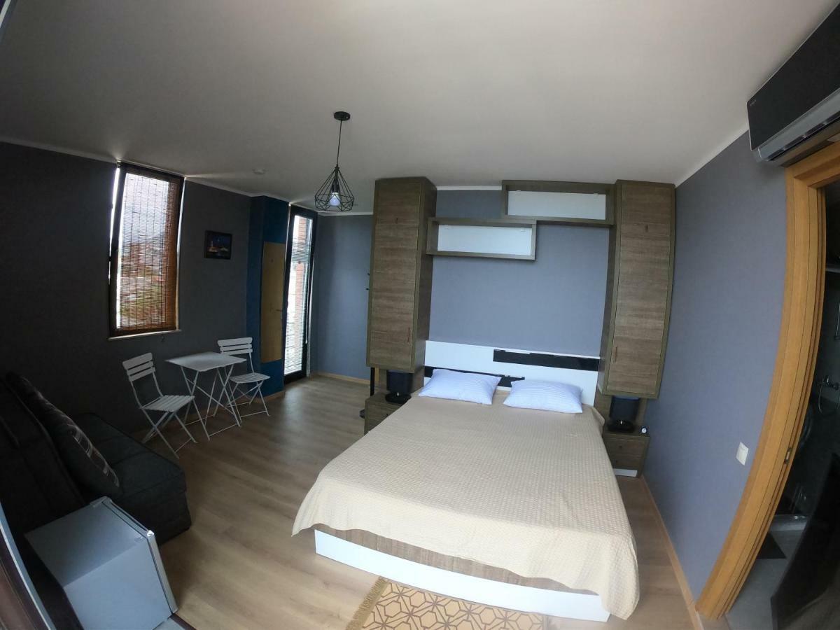 Batumi Hotel R&M المظهر الخارجي الصورة