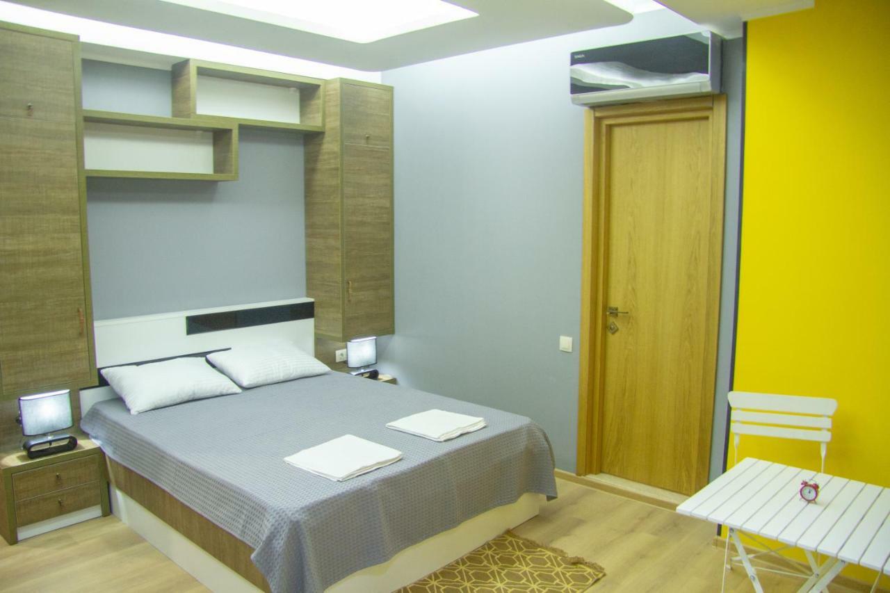 Batumi Hotel R&M المظهر الخارجي الصورة