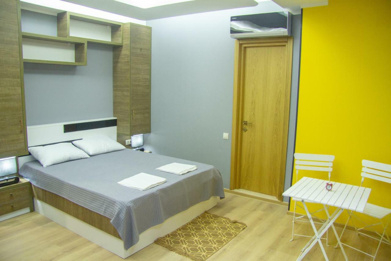 Batumi Hotel R&M المظهر الخارجي الصورة
